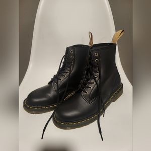 Dr. Marten Vegan 1460 Felix Boots Size 10